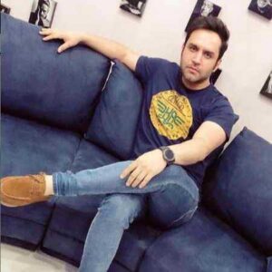 ریمیکس باز که چتری زدی وای چه عطری زدی ریمیکس باز که چتری زدی وای چه عطری زدی