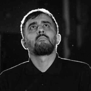 دانلود نوحه اعظم الله اجورنا از محمد حسین پویانفر دانلود نوحه اعظم الله اجورنا از محمد حسین پویانفر