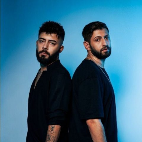 دانلود آهنگ ترکی کورتولوش کوش و سانجاک یورقونوم دانلود آهنگ ترکی کورتولوش کوش و سانجاک یورقونوم