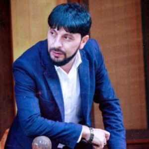 دانلود آهنگ ترکی تورال صدالی گل یولونا قوربان اولوم آنا