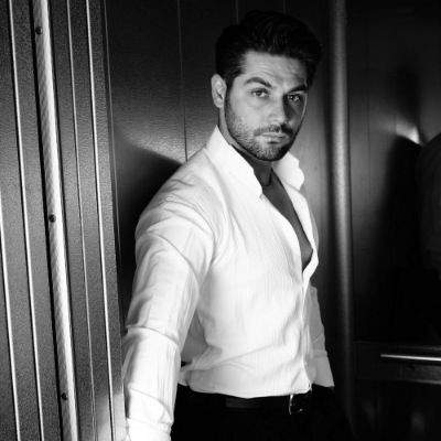 دانلود آهنگ کجا سالار (کجا مثل تو پیدا میکنم کجا عشقمو امضا میکنم)